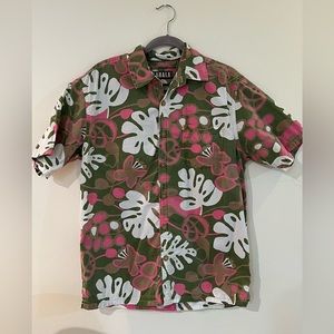 Kahala Aloha Shirt - Men”s Medium